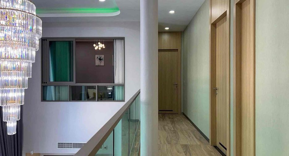 For rent 5 bedrooms villa in Bang Lamung, Chonburi