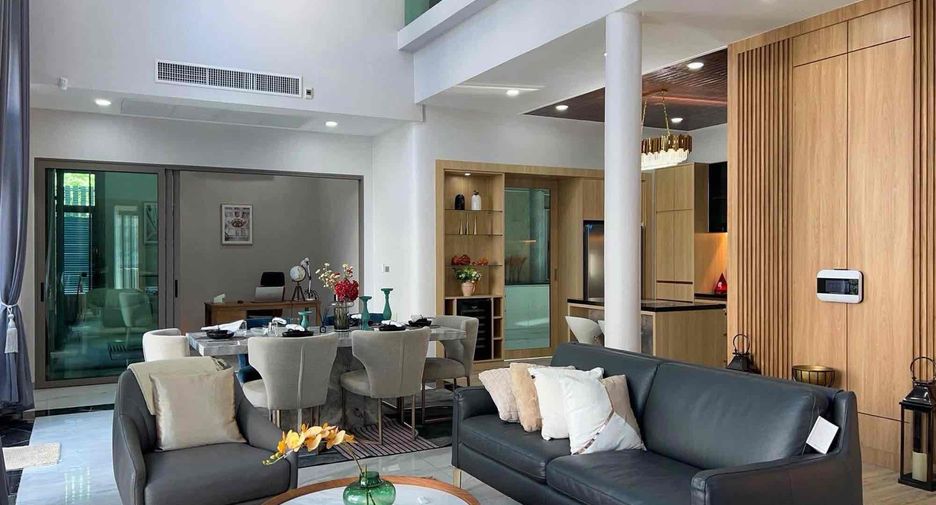 For rent 5 bedrooms villa in Bang Lamung, Chonburi