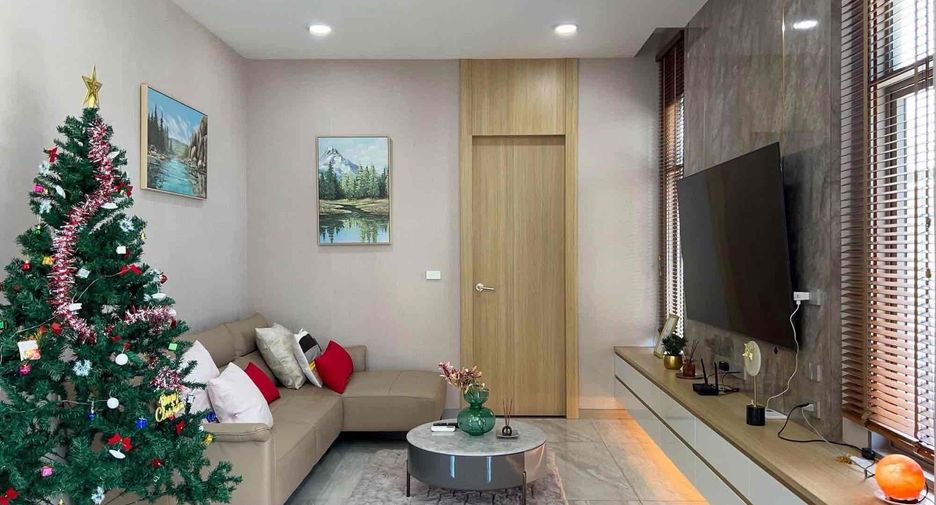 For rent 5 bedrooms villa in Bang Lamung, Chonburi