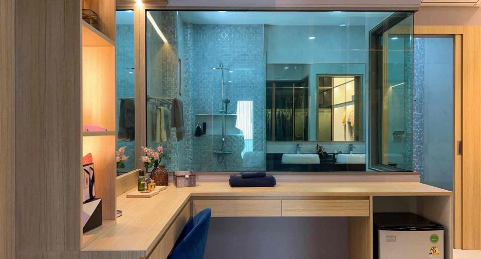 For rent 5 bedrooms villa in Bang Lamung, Chonburi