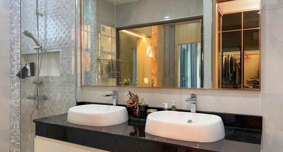 For rent 5 bedrooms villa in Bang Lamung, Chonburi