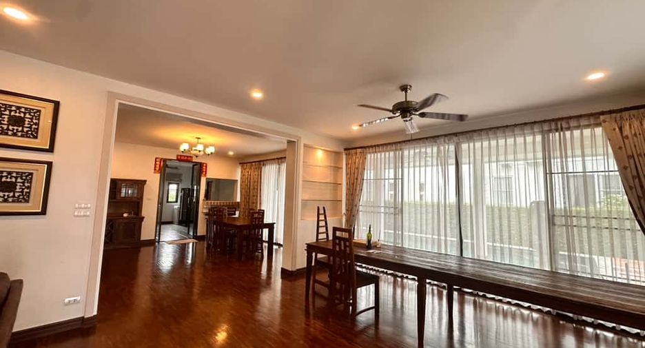 For rent 5 bedrooms house in Mueang Chiang Mai, Chiang Mai