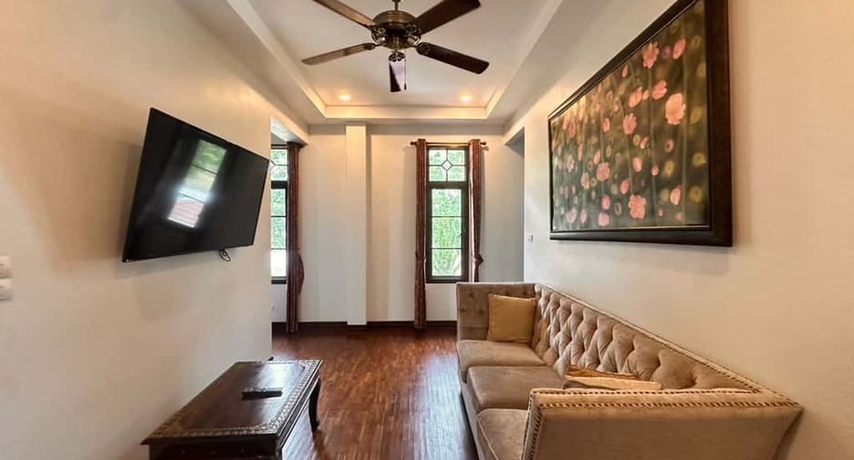 For rent 5 bedrooms house in Mueang Chiang Mai, Chiang Mai