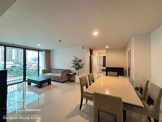 For rent 3 ベッドルーム condo in Khlong Toei, Bangkok