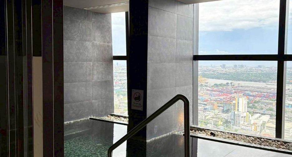 For rent 1 bed condo in Khlong Toei, Bangkok