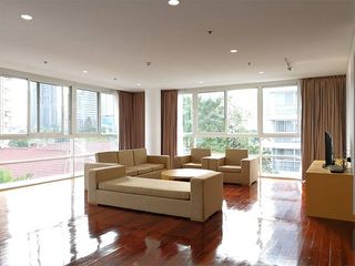 For rent 3 bedrooms condo in Watthana, Bangkok