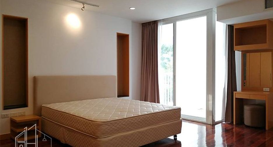 Condo en alquiler de 3 habitaciones en Watthana, Bangkok