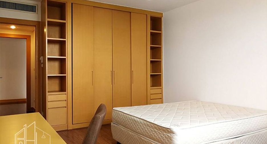 Condo en alquiler de 3 habitaciones en Watthana, Bangkok