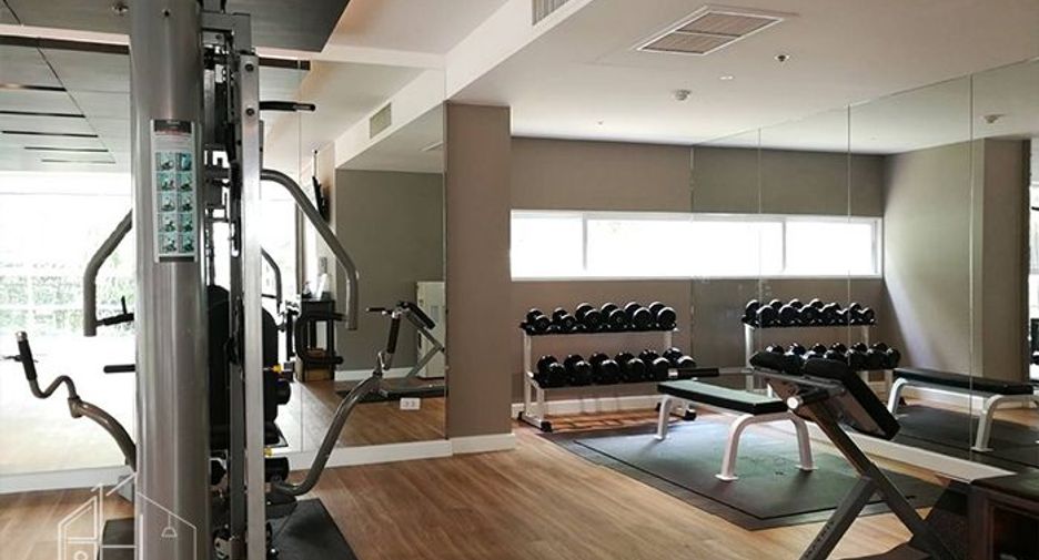 Condo en alquiler de 3 habitaciones en Watthana, Bangkok