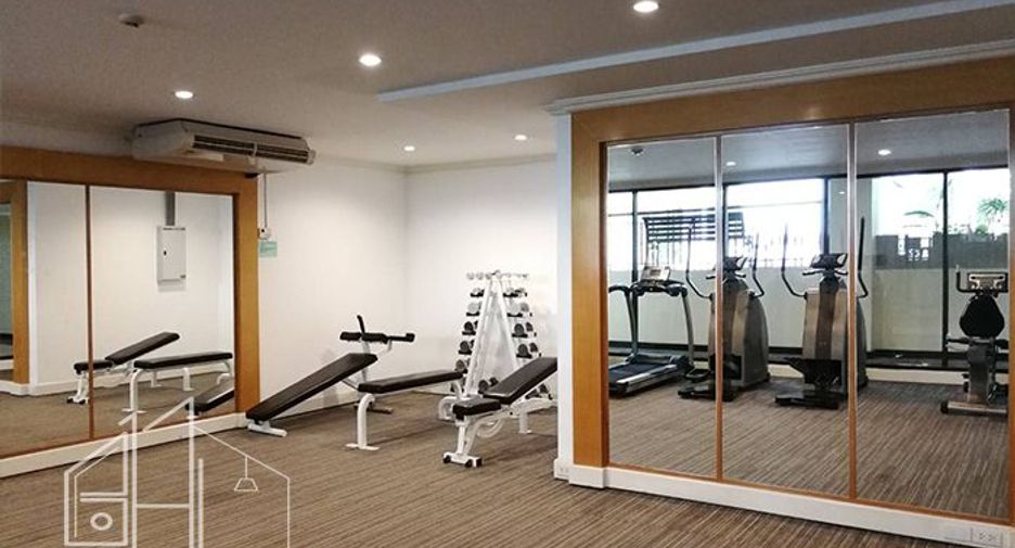 For rent 2 bedrooms condo in Watthana, Bangkok