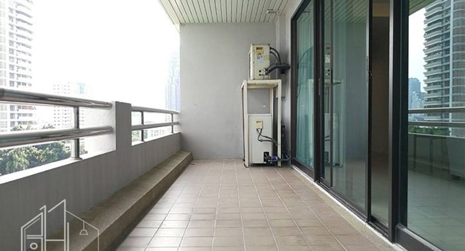ให้เช่า 4 ห้องนอน คอนโด ใน วัฒนา, กรุงเทพฯ