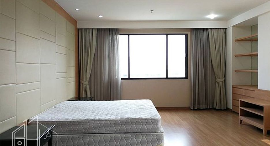 ให้เช่า 4 ห้องนอน คอนโด ใน วัฒนา, กรุงเทพฯ