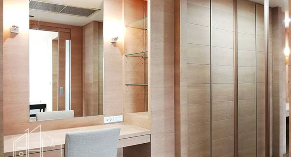 ให้เช่า 4 ห้องนอน คอนโด ใน วัฒนา, กรุงเทพฯ