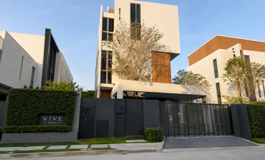 For rent 4 ベッドルーム house in Saphan Sung, Bangkok