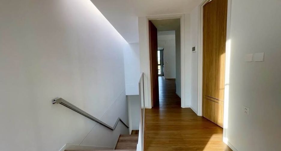 For rent 4 ベッドルーム house in Saphan Sung, Bangkok