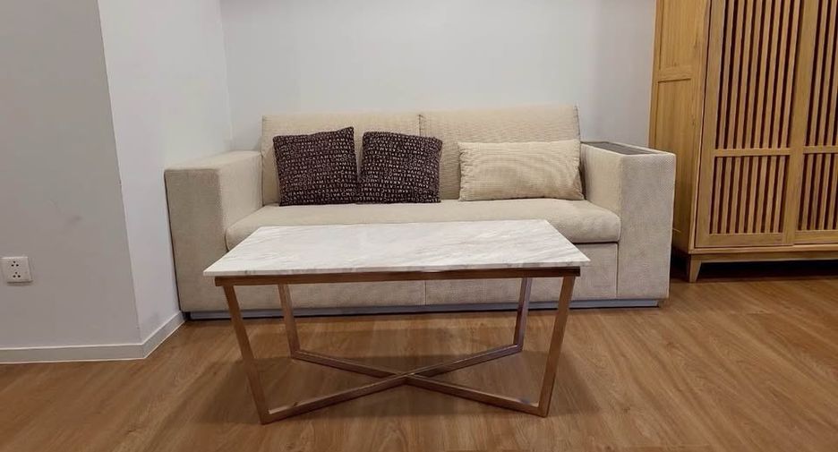 For rent 4 ベッドルーム house in Saphan Sung, Bangkok