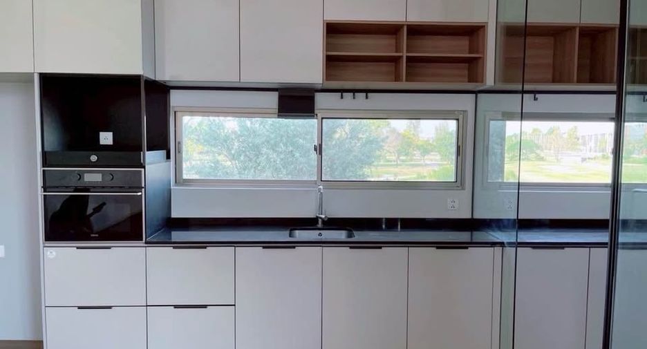 For rent 4 ベッドルーム house in Saphan Sung, Bangkok