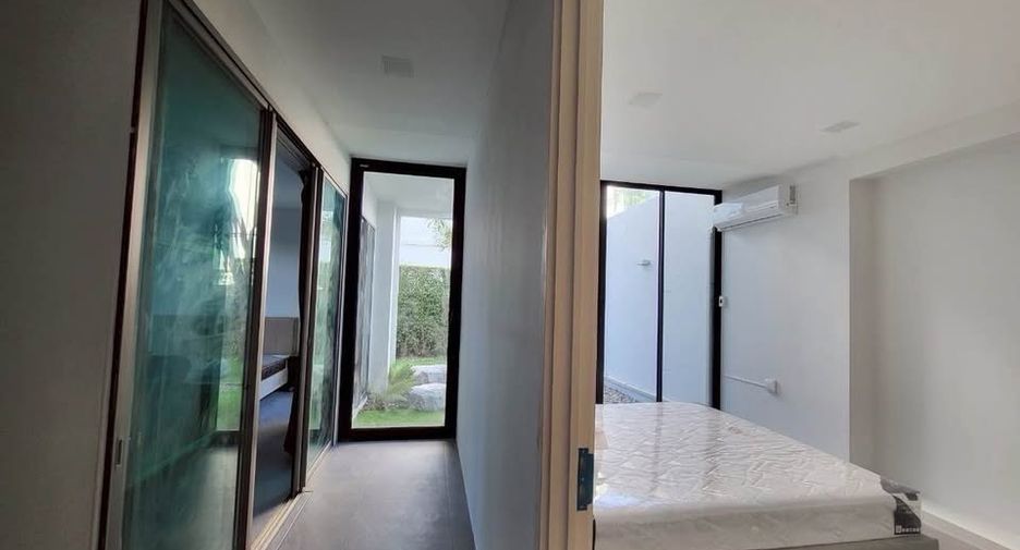 For rent 4 ベッドルーム house in Saphan Sung, Bangkok