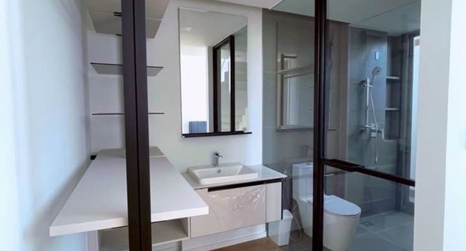 For rent 4 ベッドルーム house in Saphan Sung, Bangkok