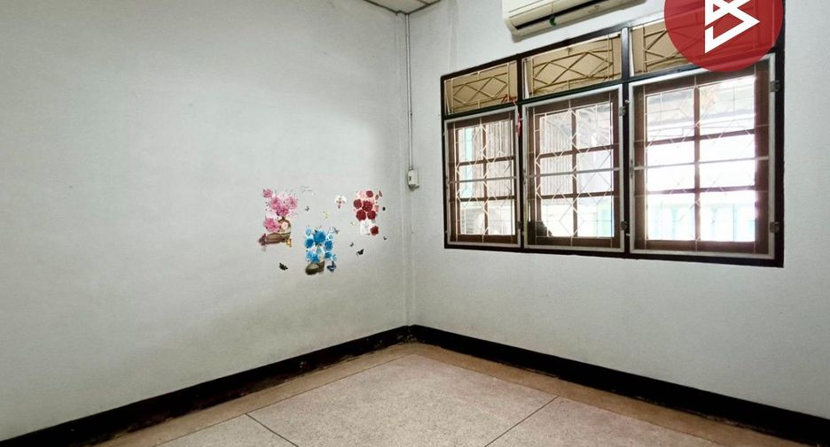 Продажа 2 спальни таунхаус в Mueang Ratchaburi, Ратбури