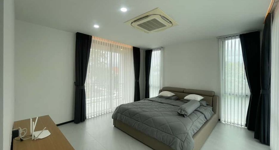 For rent 4 bedrooms house in Mueang Chiang Mai, Chiang Mai