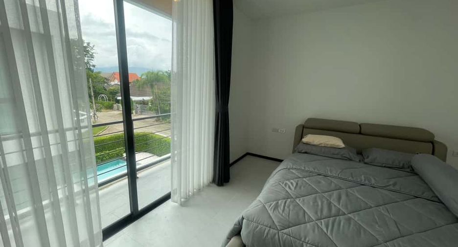 For rent 4 bedrooms house in Mueang Chiang Mai, Chiang Mai