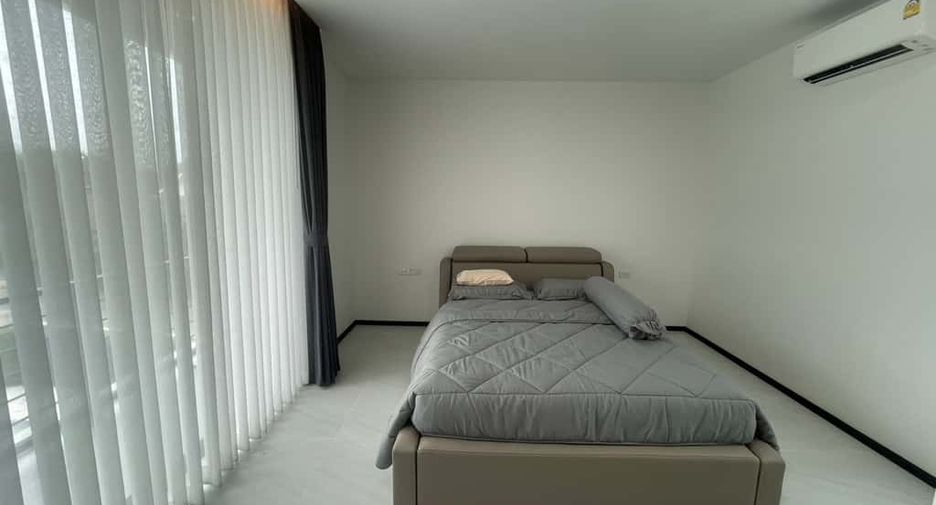 For rent 4 bedrooms house in Mueang Chiang Mai, Chiang Mai