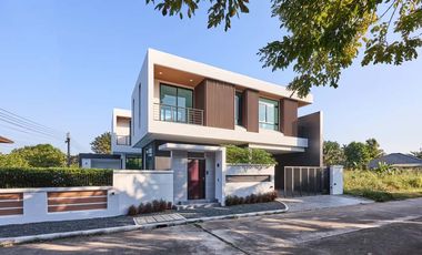 For rent 4 bedrooms house in Mueang Chiang Mai, Chiang Mai
