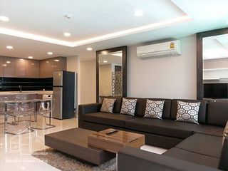 For rent 3 bedrooms condo in Khlong Toei, Bangkok