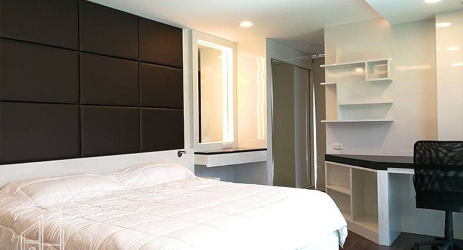 Wohnung zur Miete mit 3 Zimmer in Khlong Toei, Bangkok