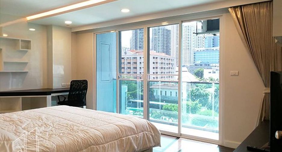 Wohnung zur Miete mit 3 Zimmer in Khlong Toei, Bangkok