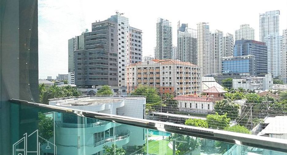 Wohnung zur Miete mit 3 Zimmer in Khlong Toei, Bangkok