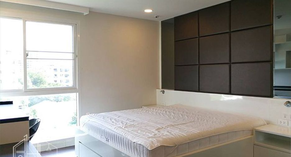 Wohnung zur Miete mit 3 Zimmer in Khlong Toei, Bangkok