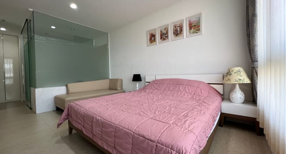 Condo en alquiler de 3 habitaciones en Bang Lamung, Chonburi