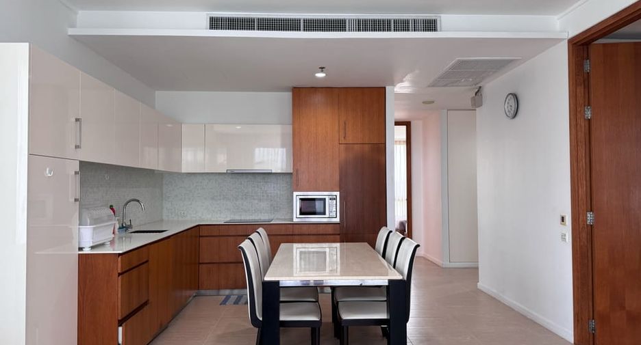 Condo en alquiler de 3 habitaciones en Bang Lamung, Chonburi