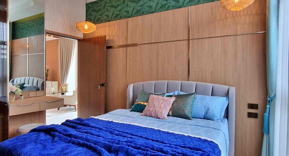Villa en alquiler y en venta de 5 habitaciones en Bang Lamung, Chonburi