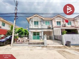 Reihenhaus zum Kauf mit 3 Zimmer in Mueang Pathum Thani, Pathum Thani