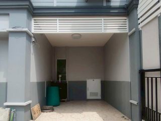 Reihenhaus zum Kauf mit 3 Zimmer in Mueang Pathum Thani, Pathum Thani