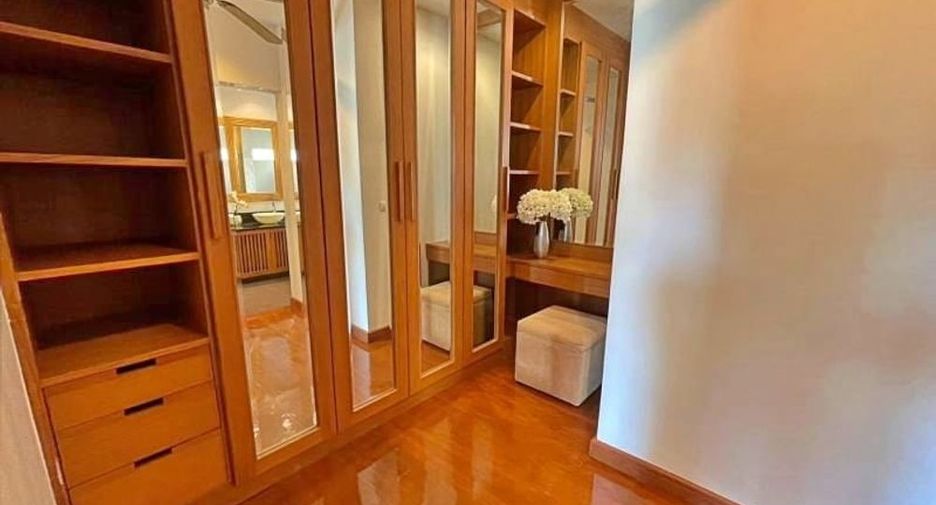 Villa en alquiler de 5 habitaciones en Bang Lamung, Chonburi