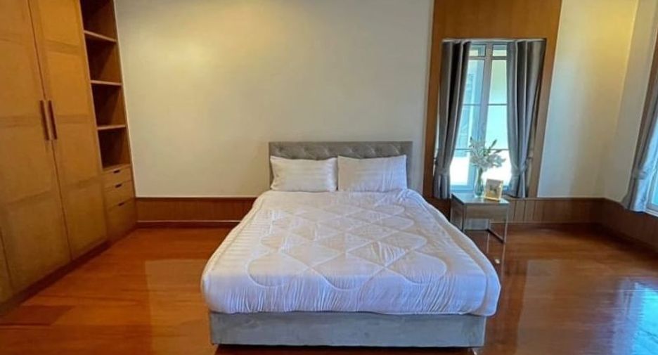 Villa en alquiler de 5 habitaciones en Bang Lamung, Chonburi