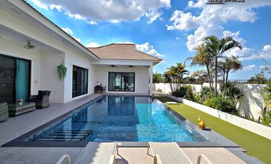 À louer et à vendre 4 chambres villa à Bang Lamung, Chonburi