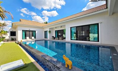 À louer et à vendre 4 chambres villa à Bang Lamung, Chonburi
