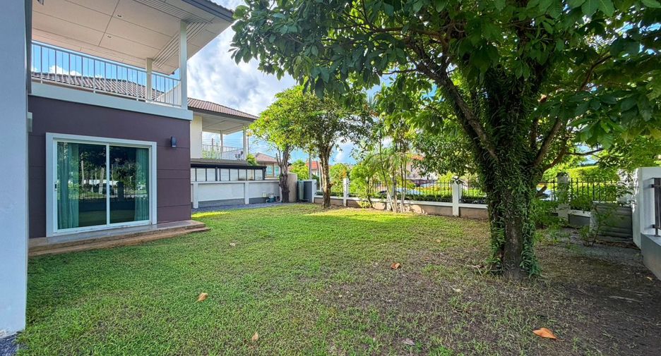 For rent 3 bedrooms house in Mueang Phuket, Phuket