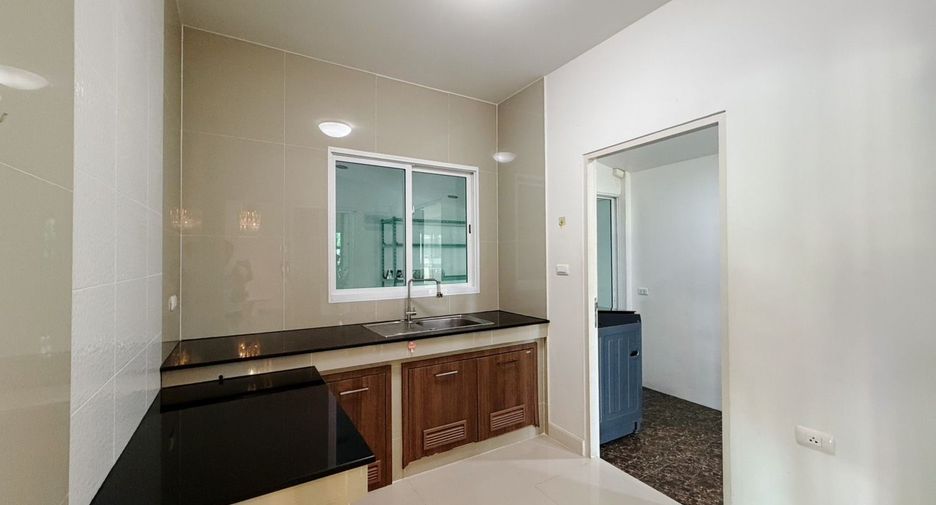 For rent 3 bedrooms house in Mueang Phuket, Phuket