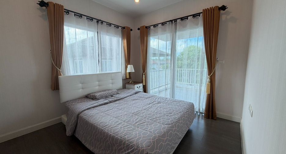 For rent 3 bedrooms house in Mueang Phuket, Phuket