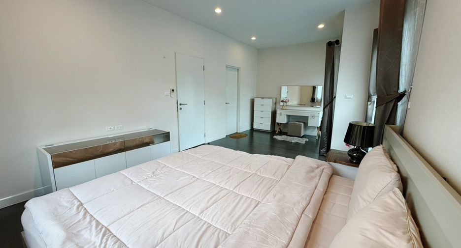 For rent 3 bedrooms house in Mueang Phuket, Phuket
