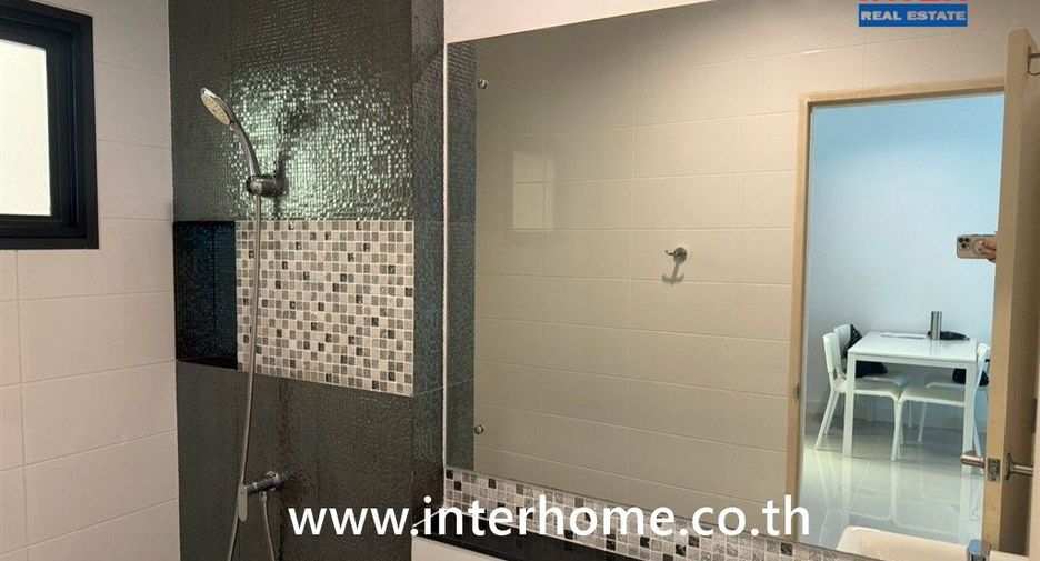 Продажа 3 спальни таунхаус в Bang Phli, Самутпракан