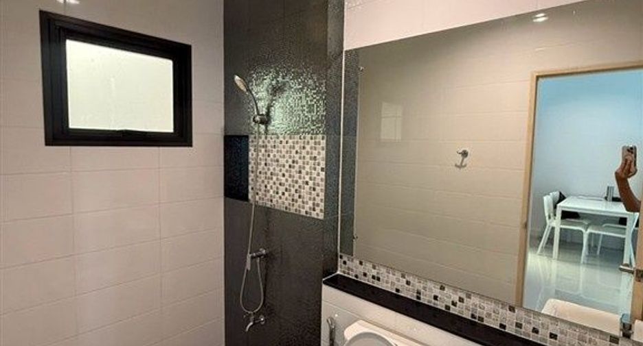 Продажа 3 спальни таунхаус в Bang Phli, Самутпракан