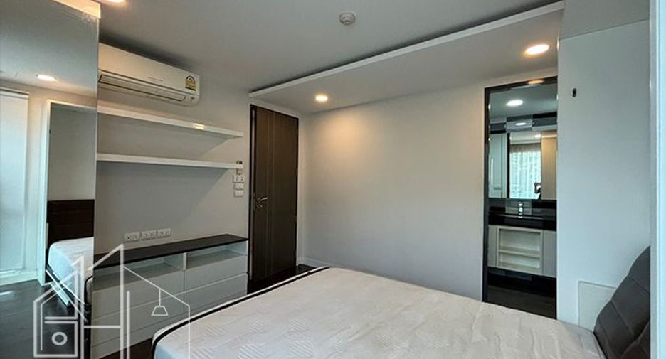 Condo en alquiler de 2 habitaciones en Khlong Toei, Bangkok