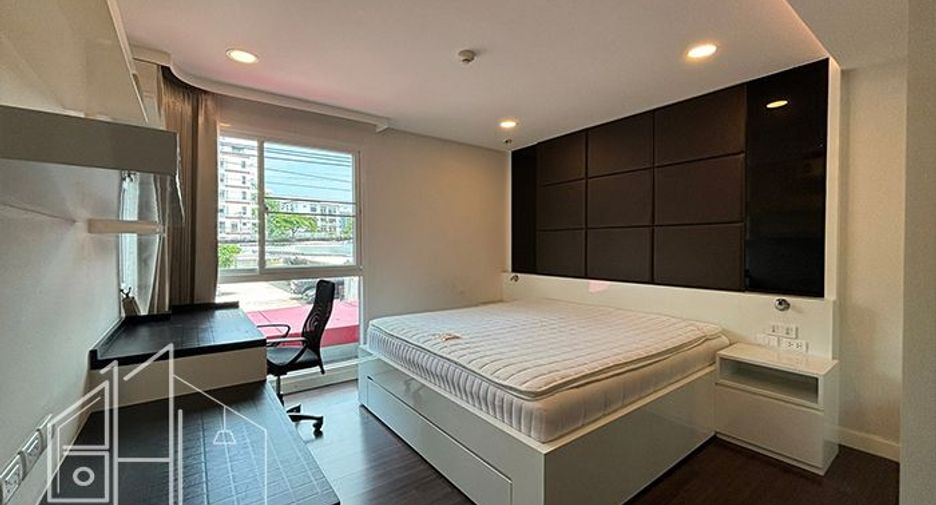 Condo en alquiler de 2 habitaciones en Khlong Toei, Bangkok